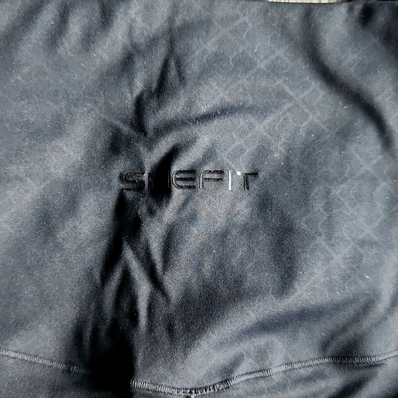 Cleanout Sale!! 🔥🔥 Dropped Prices!🤑SheFit workout pants, black, size 2 Luxe - Picture 1 of 4